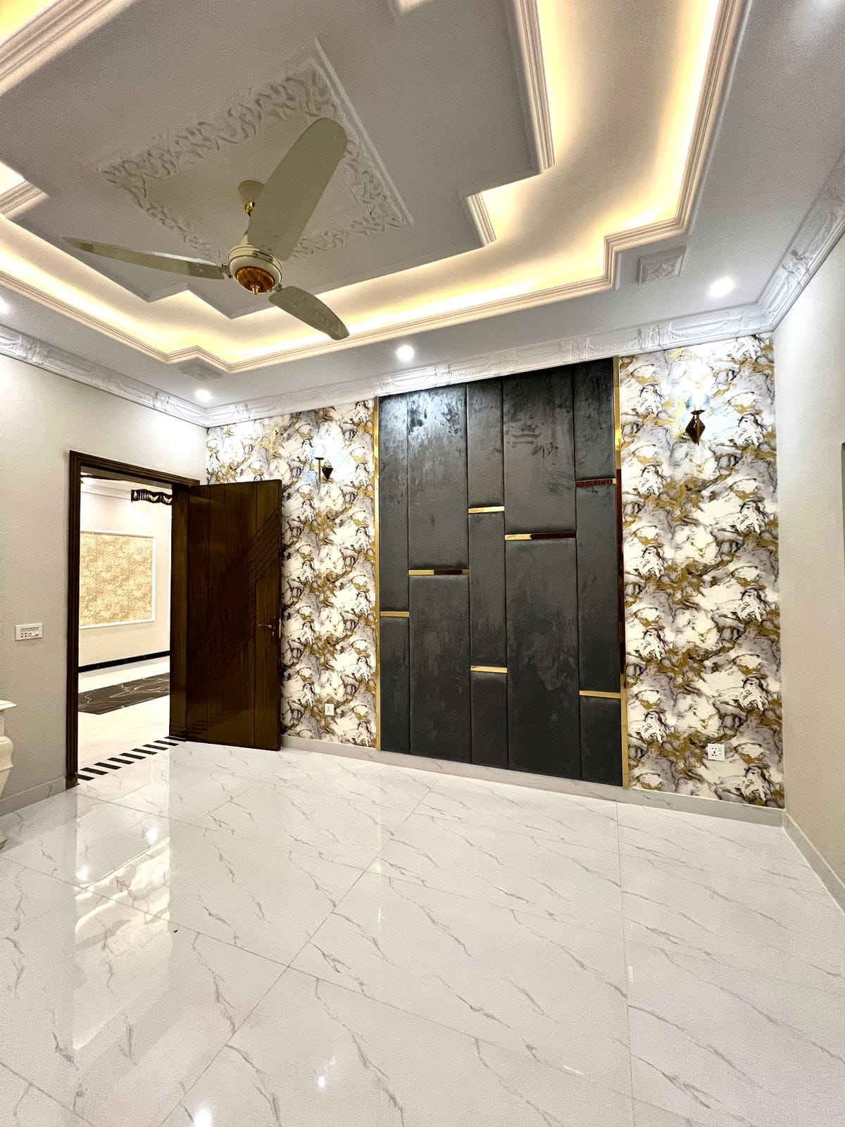 10 Marla Spanish House For Sale (9)