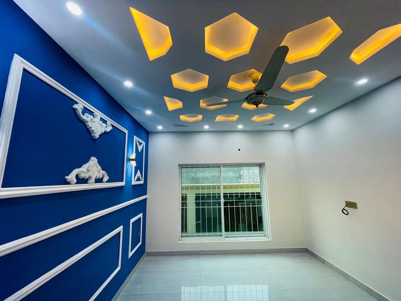 10 marla spanish House for sale in Central Park Lahore (10)