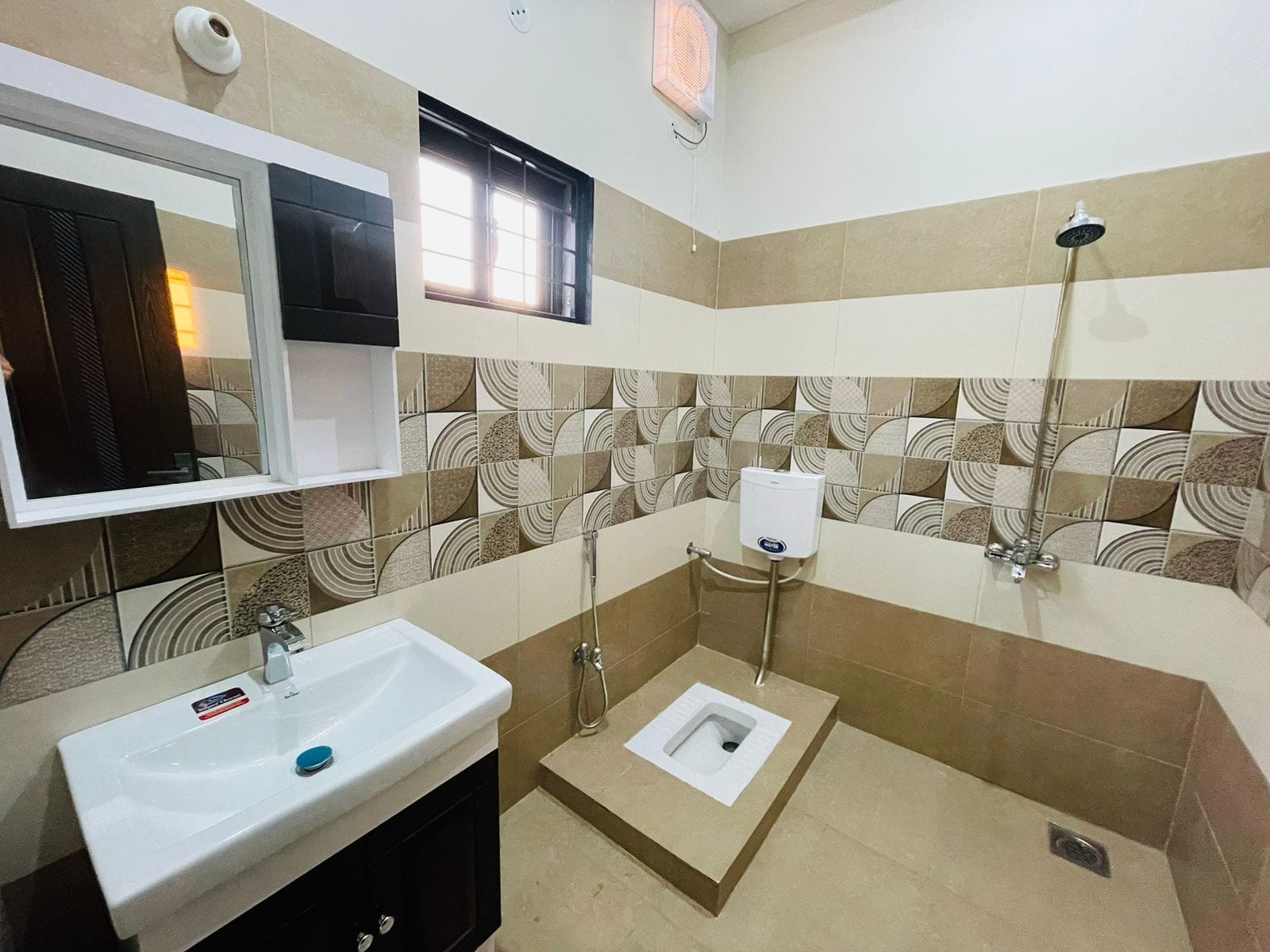 10m brand new house for sale in central park housing scheme lahore (11)