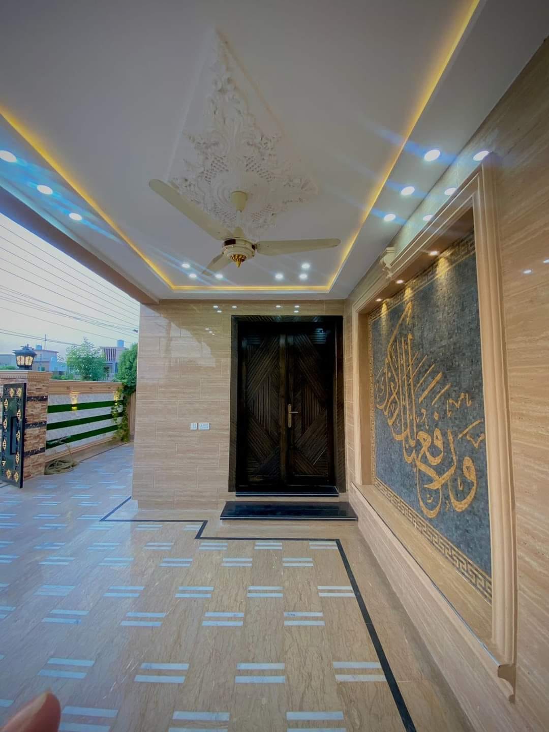 10m house for sale h block central park lahore (14)