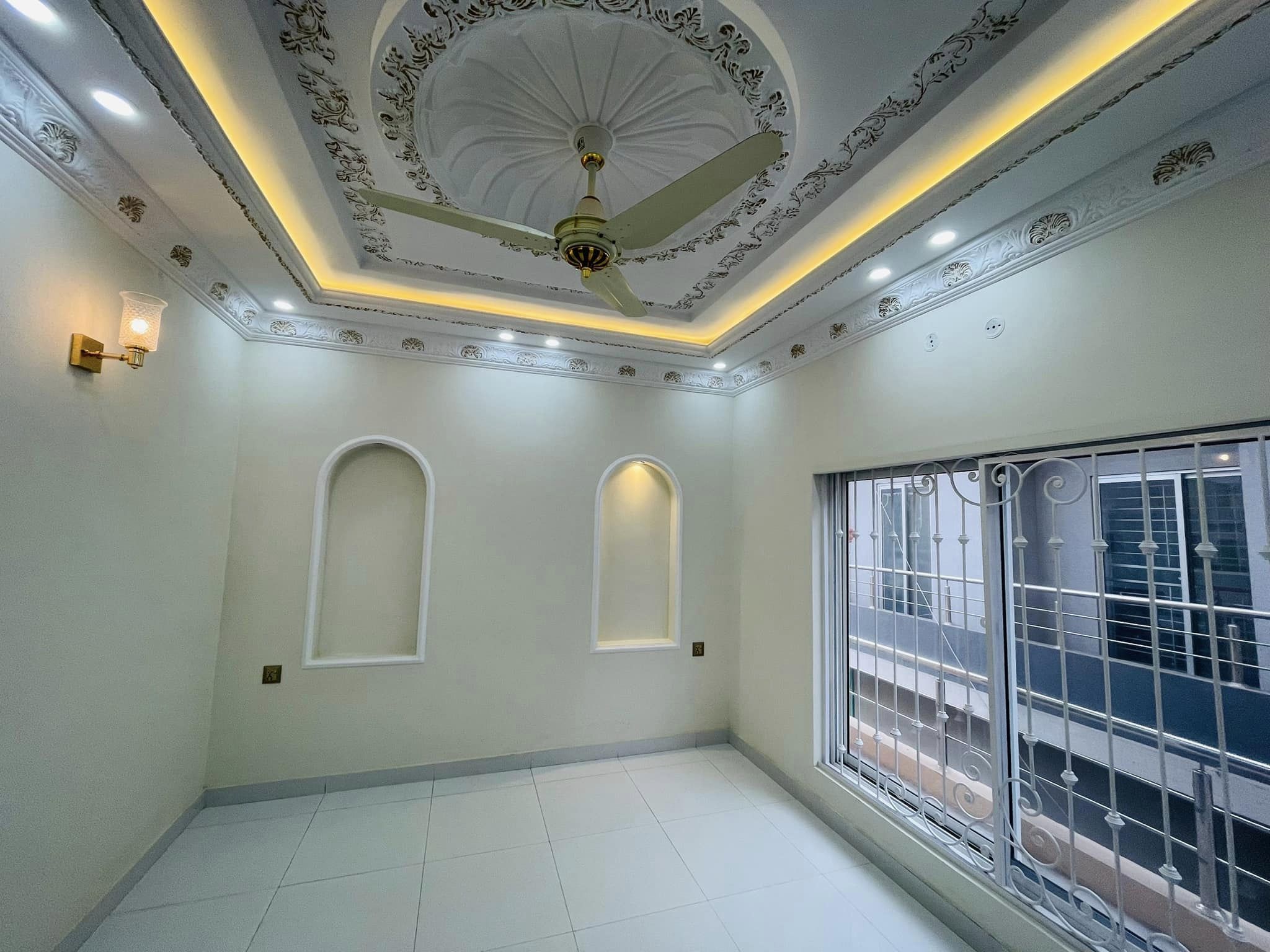 5 Marla Designer House Central Park Lahore (5)